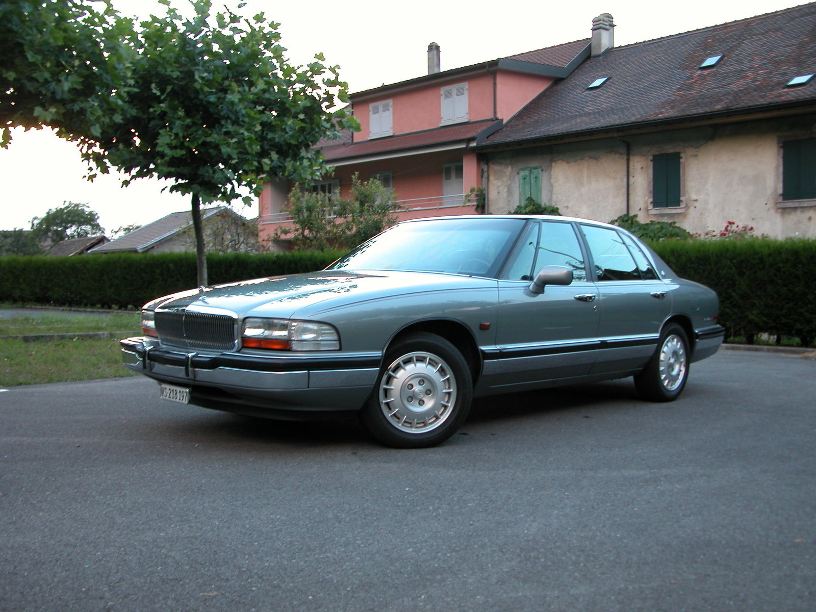 Buick Park Avenue: 10 фото