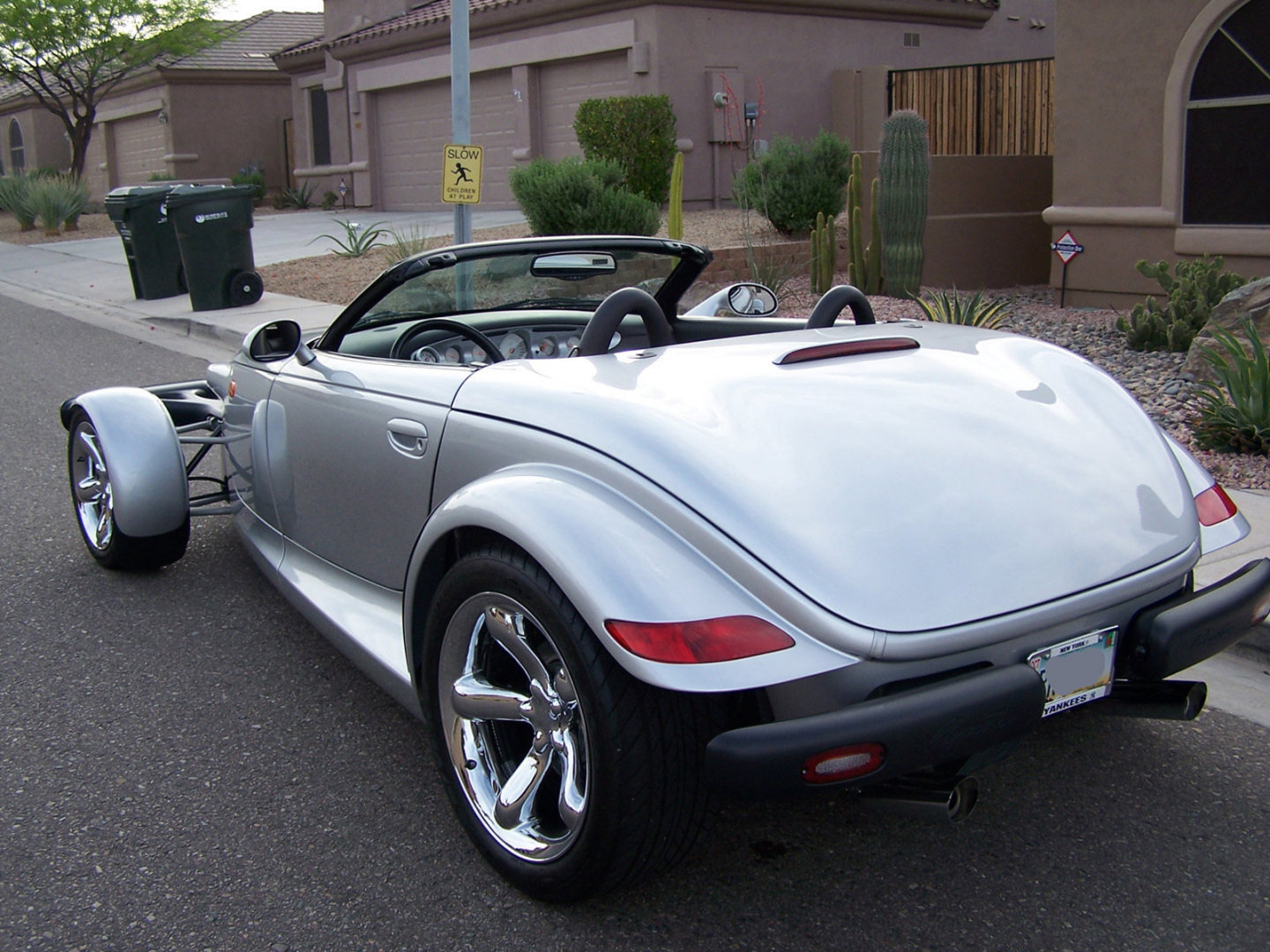 Chrysler Prowler: 6 фото