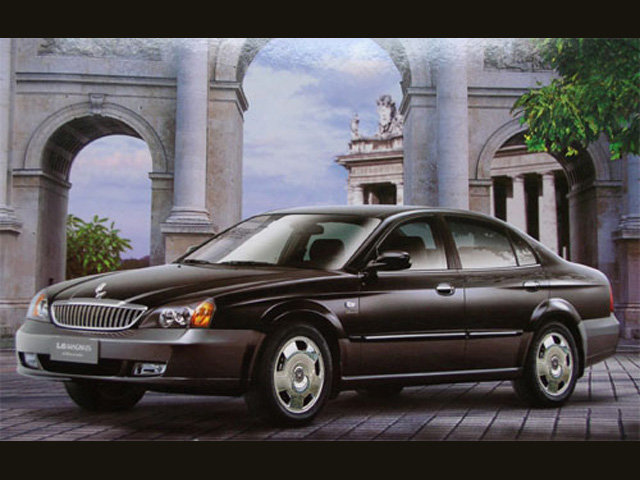 Daewoo Magnus: 8 фото