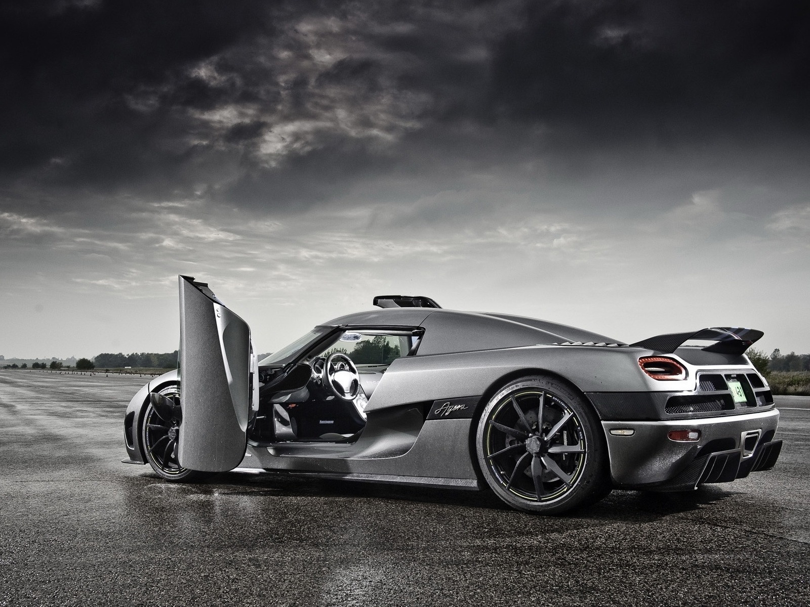 Koenigsegg Agera R: 8 фото