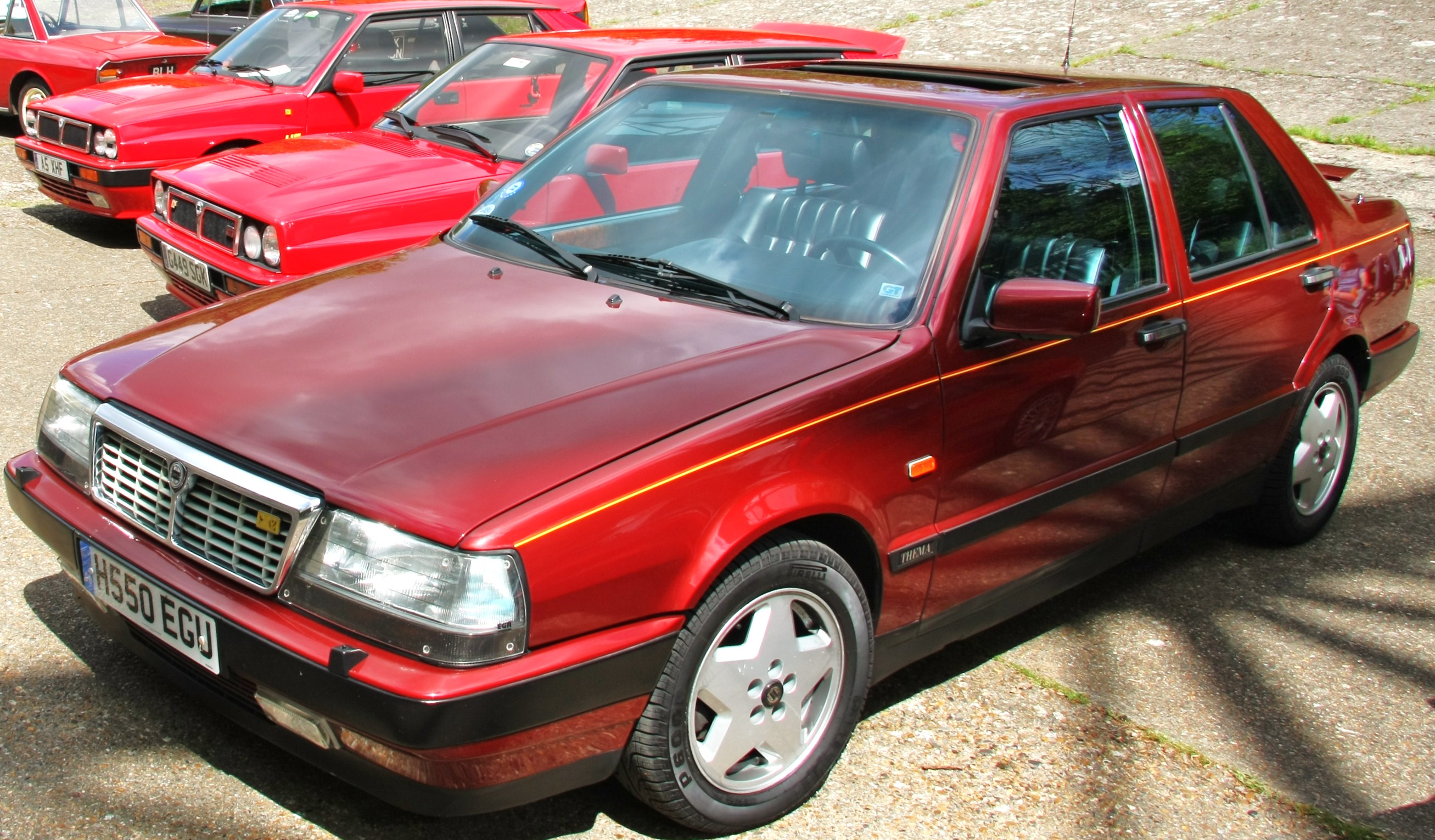 Lancia Thema 8.32