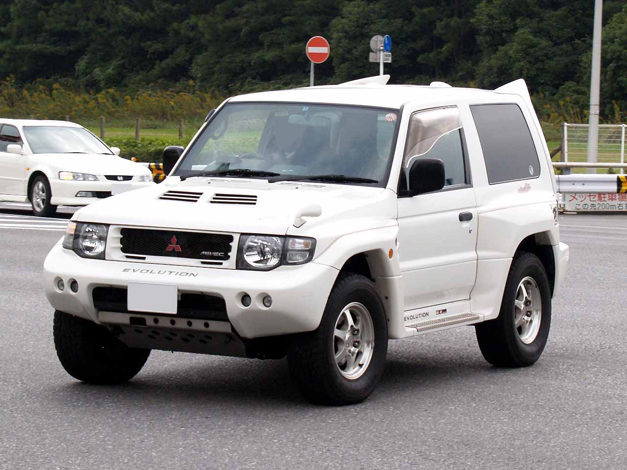 Mitsubishi Pajero Evolution: 1 фото