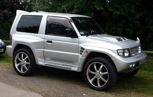 Mitsubishi Shogun: 9 фото