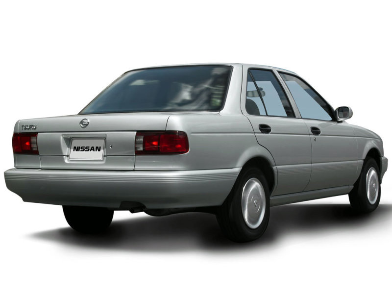 Nissan Tsuru: 5 фото