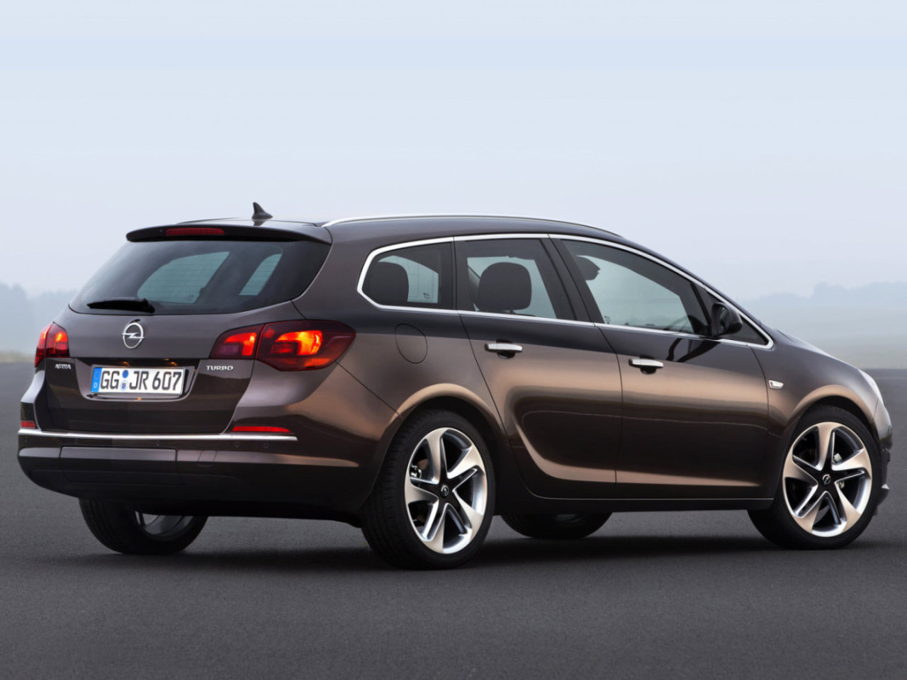 Opel Astra Cabriolet: 7 фото