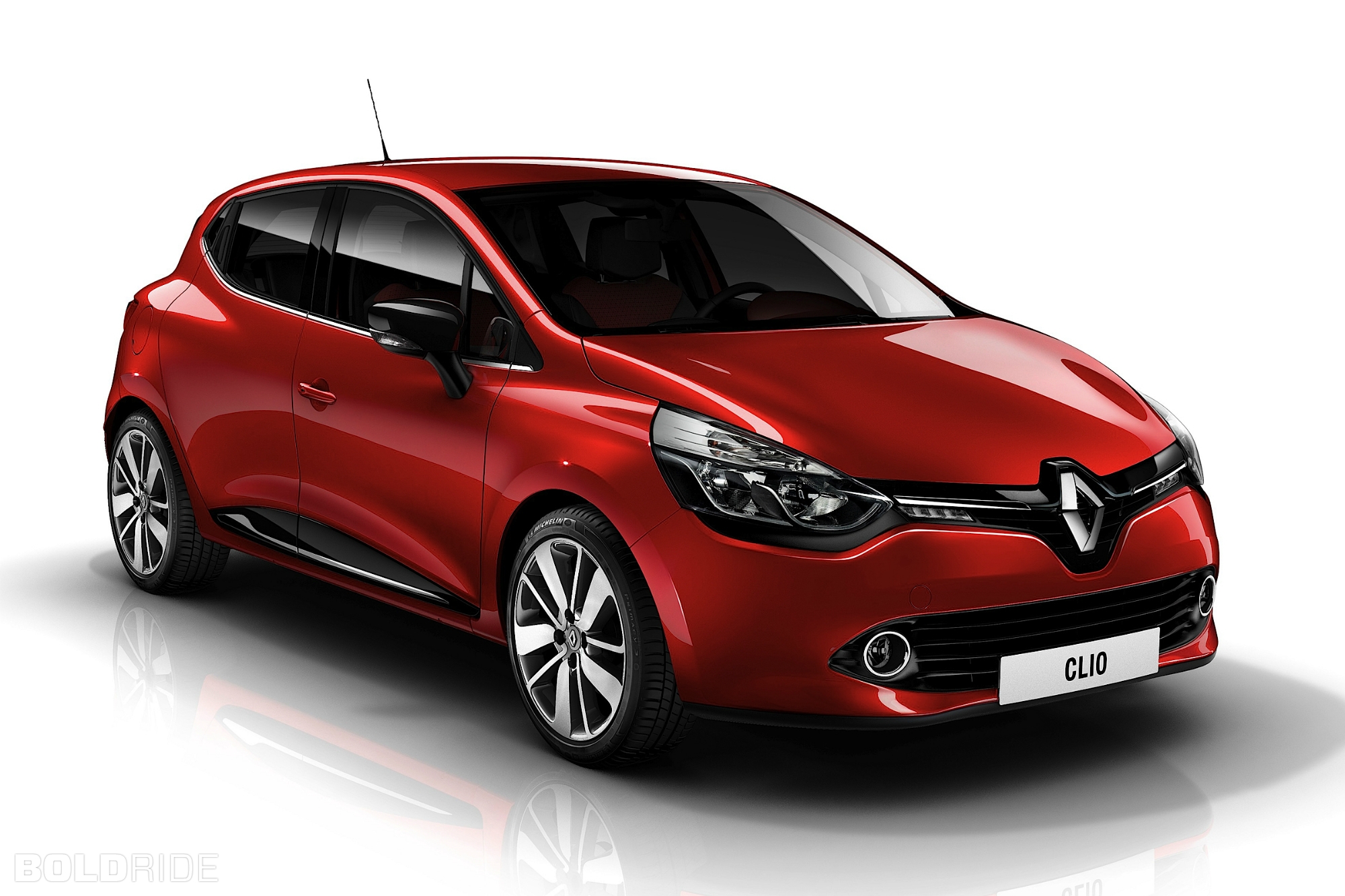 Renault Clio: 5 фото