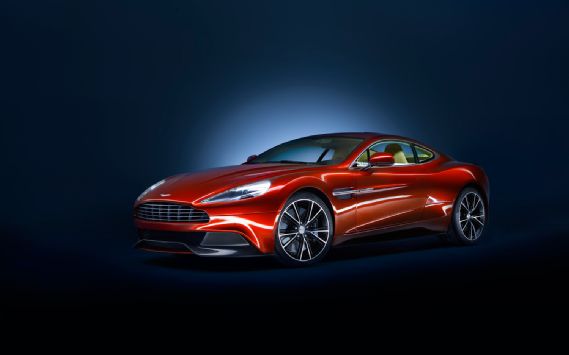 Aston Martin Vanquish I: 5 фото