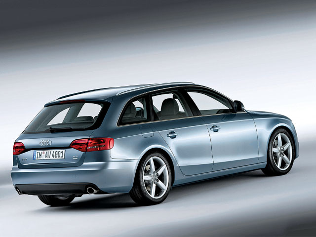 Audi A4 Avant: 2 фото