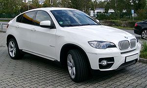 BMW X6: 2 фото