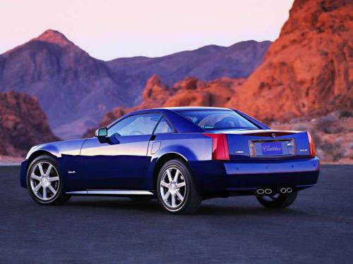 Cadillac XLR: 9 фото