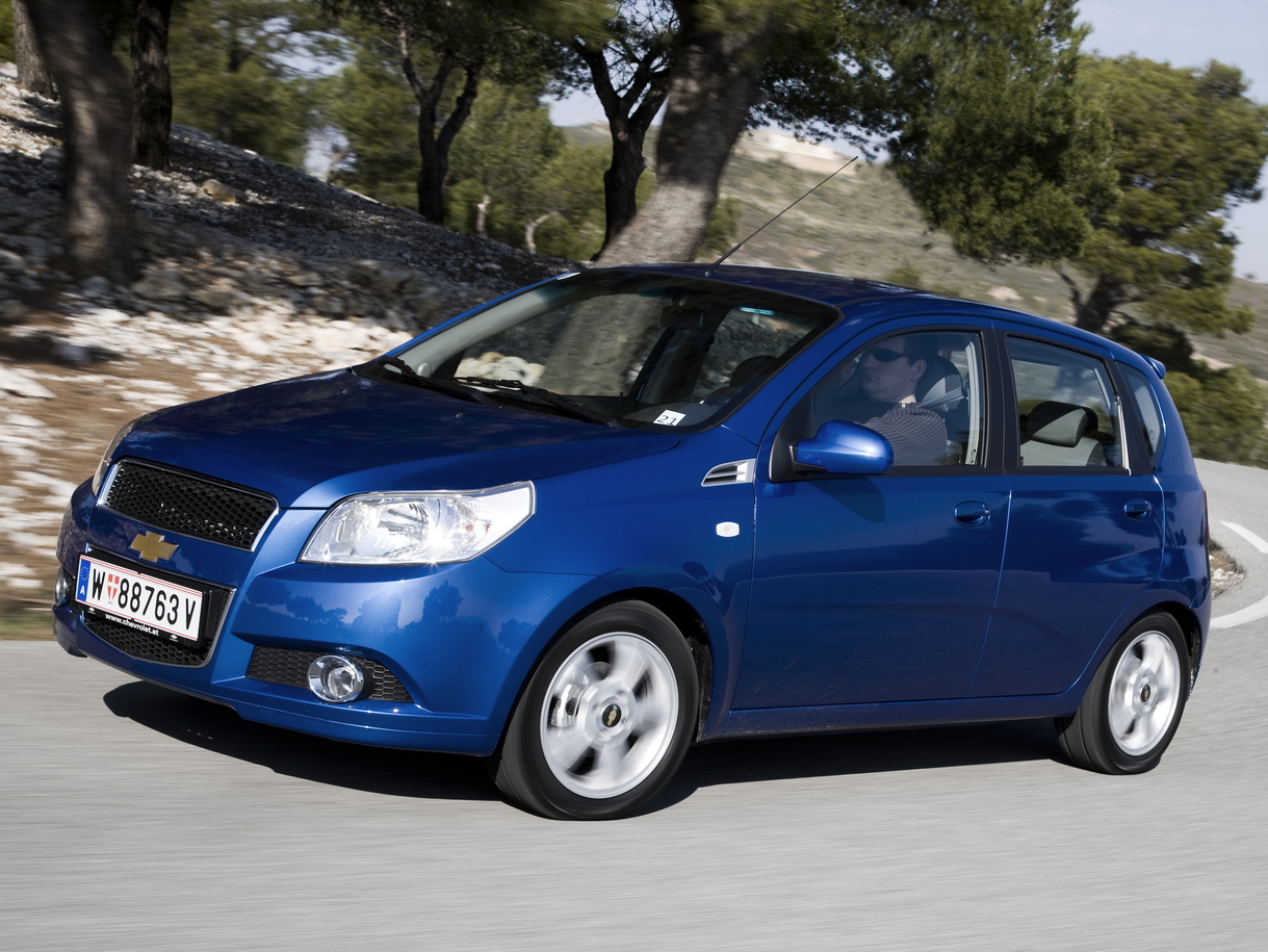 Chevrolet Aveo I: 11 фото