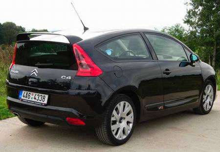 Citroen C4 Coupe: 2 фото