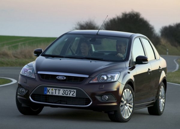 Ford Focus Sedan: 5 фото