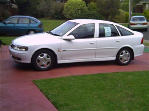 Holden Vectra: 1 фото