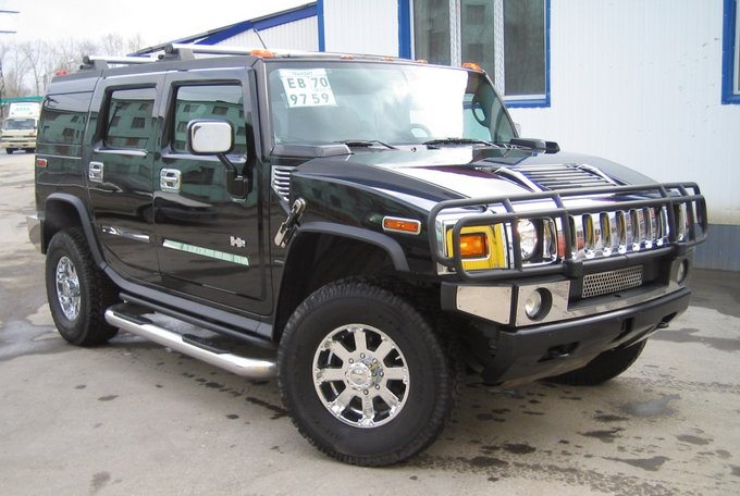 Hummer H2: 9 фото