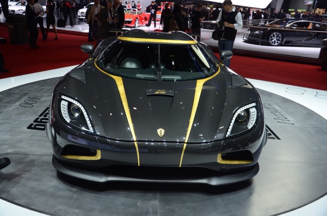 Koenigsegg Hundra: 2 фото