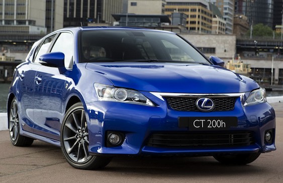 Lexus CT 200h: 12 фото