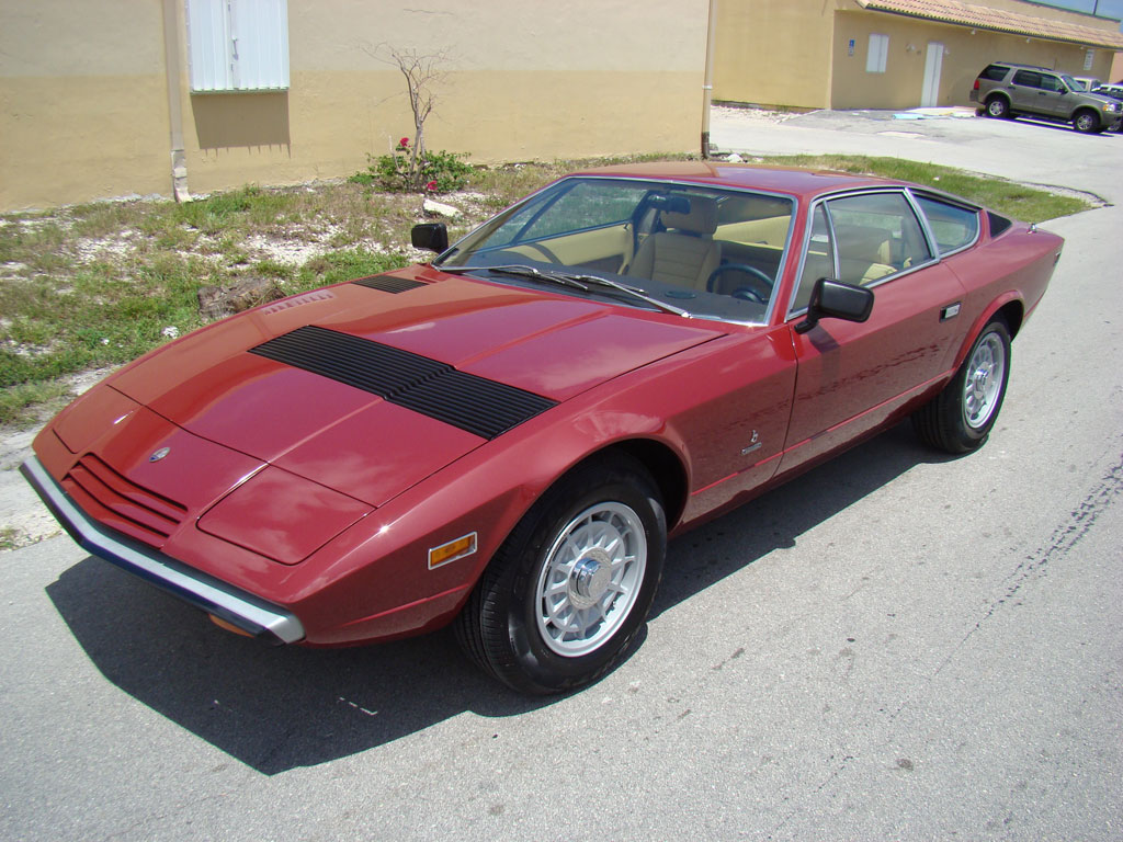 Maserati Khamsin: 7 фото