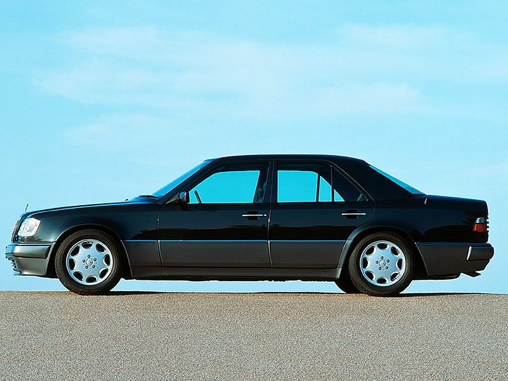 Mercedes E-class W124: 4 фото