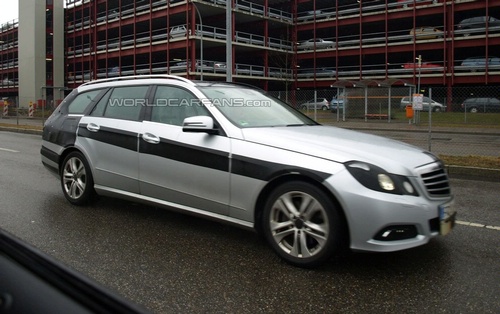 Mercedes E-class Wagon: 4 фото