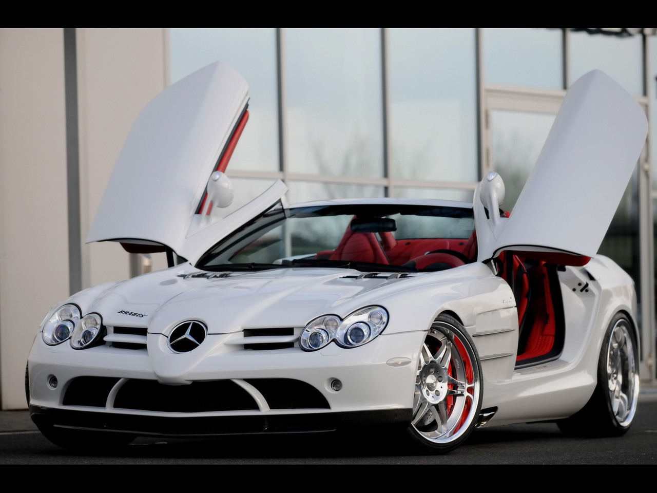 Mercedes SLR McLaren Roadster: 2 фото