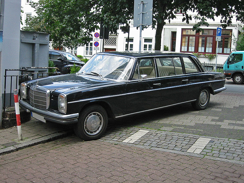 Mercedes W114: 5 фото