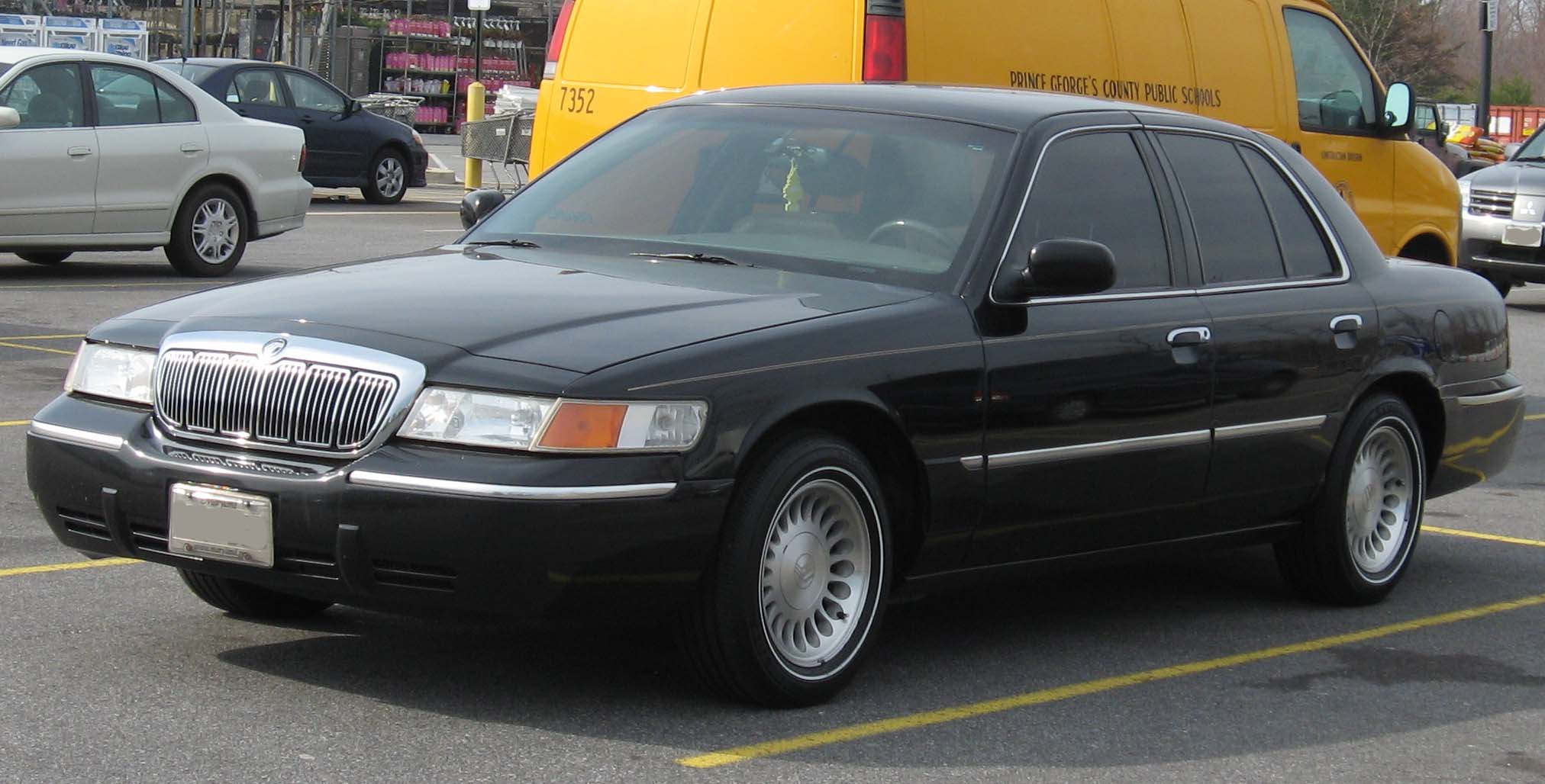 Mercury Grand Marquis: 3 фото