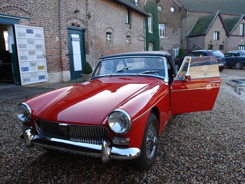 MG Midget: 9 фото