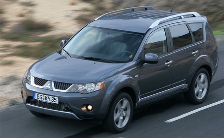 Mitsubishi Outlander XL: 5 фото