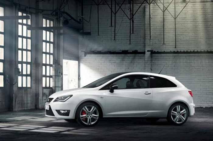 SEAT Ibiza Cupra: 8 фото