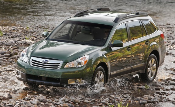 Subaru Outback: 4 фото