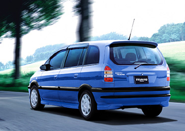 Subaru Traviq: 4 фото