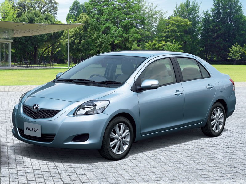 Toyota Belta: 2 фото