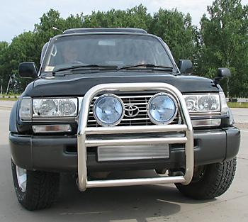 Toyota Land Cruiser 80: 3 фото