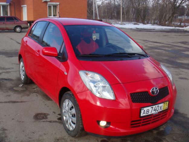 Toyota Yaris P2: 12 фото