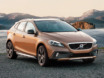 Volvo V40 I: 8 фото